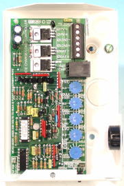 チャージコントローラーC12内部構造